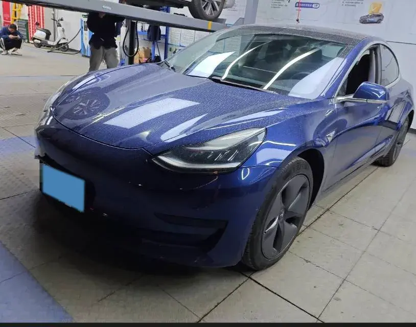 2019 Tesla Model 3 BEV 52KWH