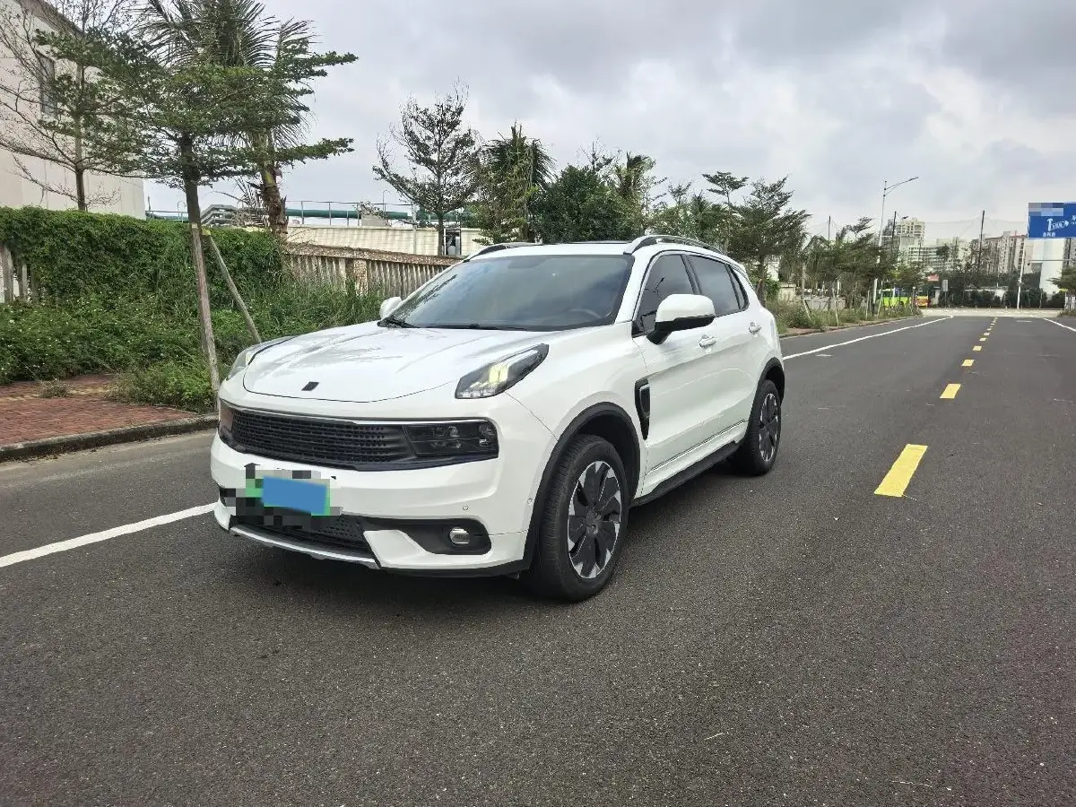 2019 LYNK&CO 01 EM-P 1.5T 180HP L3 7DCT PHEV 9.4KWH 2019 LYNK&CO 01 EM-P 1.5T 180HP L3 7DCT PHEV 9.4KWH