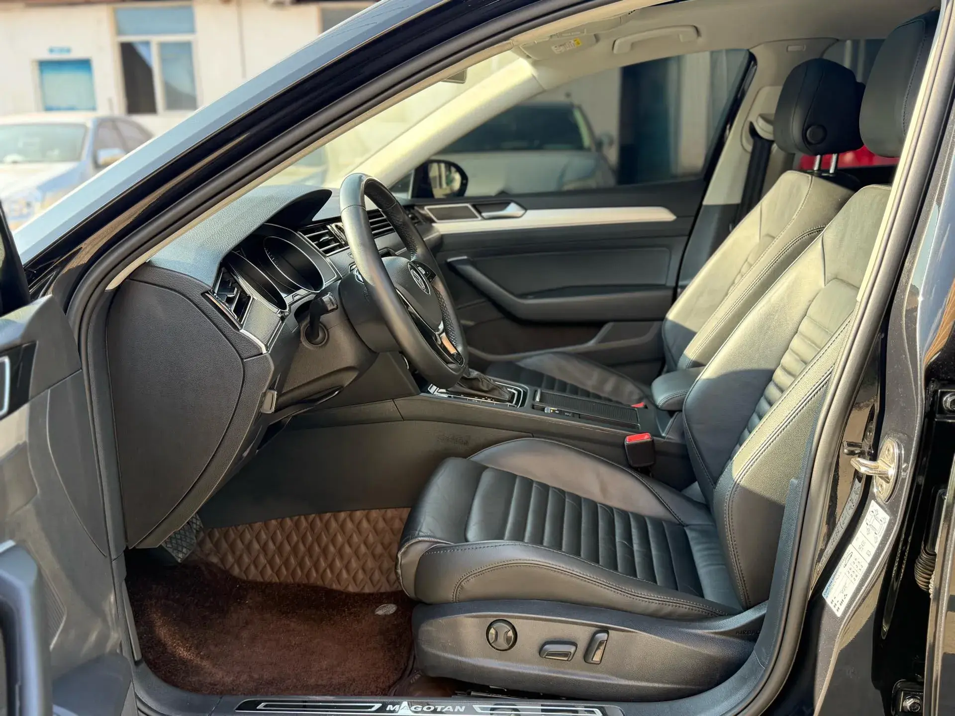 2019 VOLKSWAGEN MAGOTAN thumbnail 4