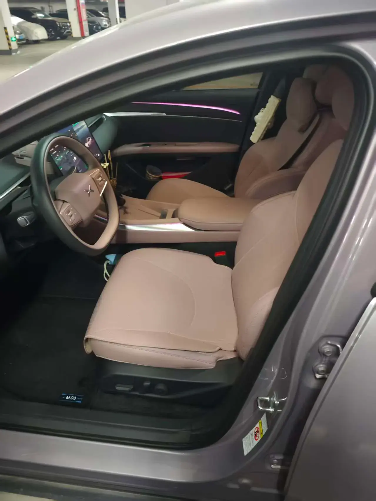 2025 XPENG MONA thumbnail 3