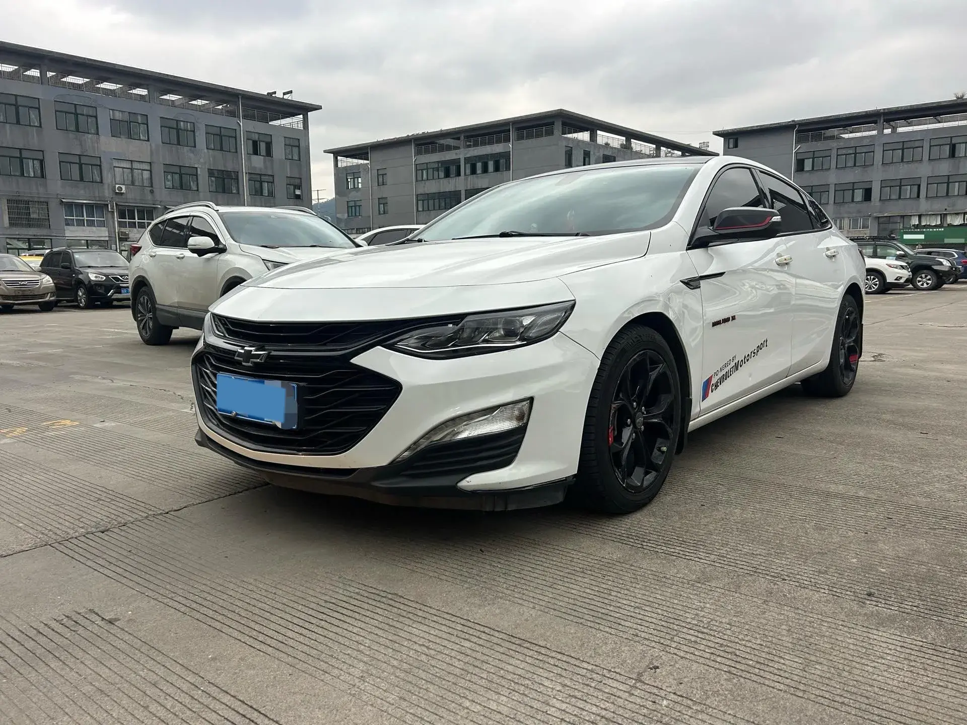 2019 CHEVROLET MALIBU view 1