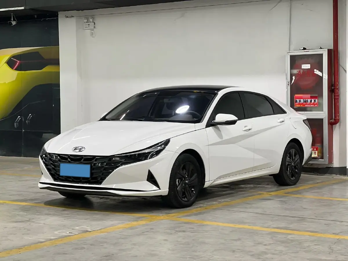2021 Hyundai Elantra 1.5L 115HP L4 CVT