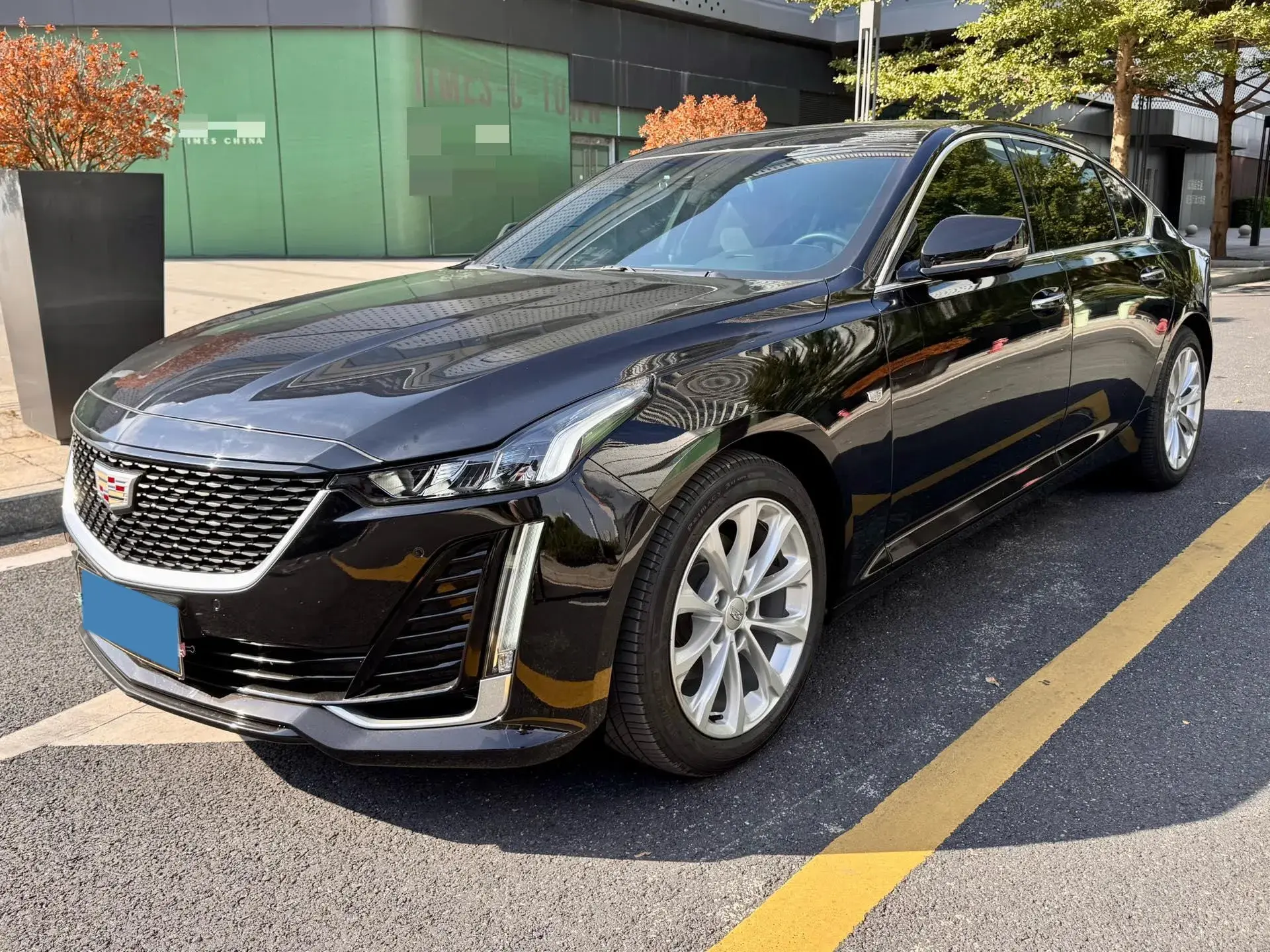 2023 CADILLAC CT5 view 1