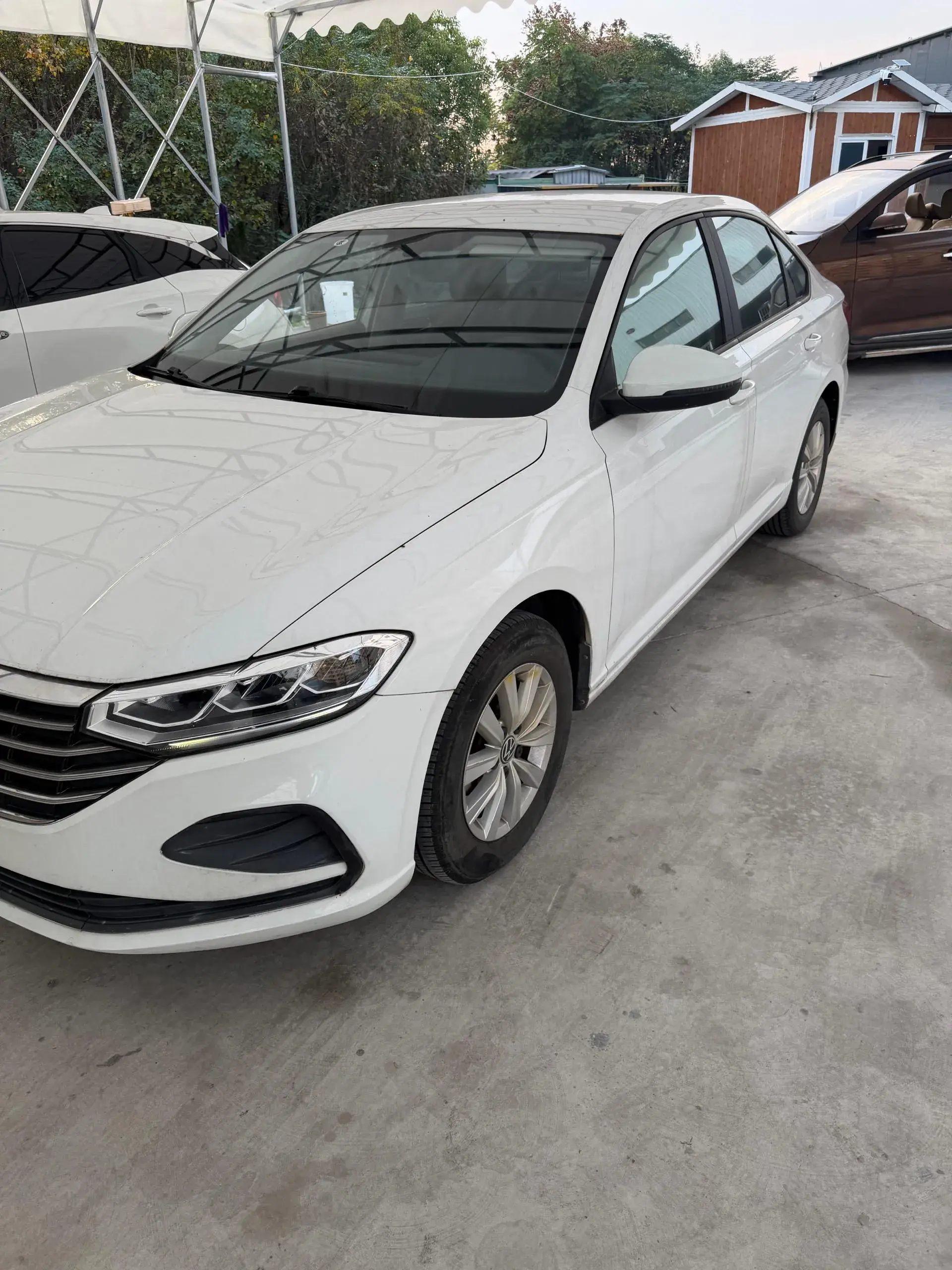 2023 VOLKSWAGEN LAVIDA thumbnail 2