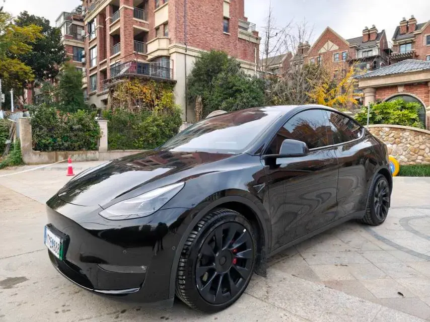 2021 Tesla Model Y BEV 60KWH
