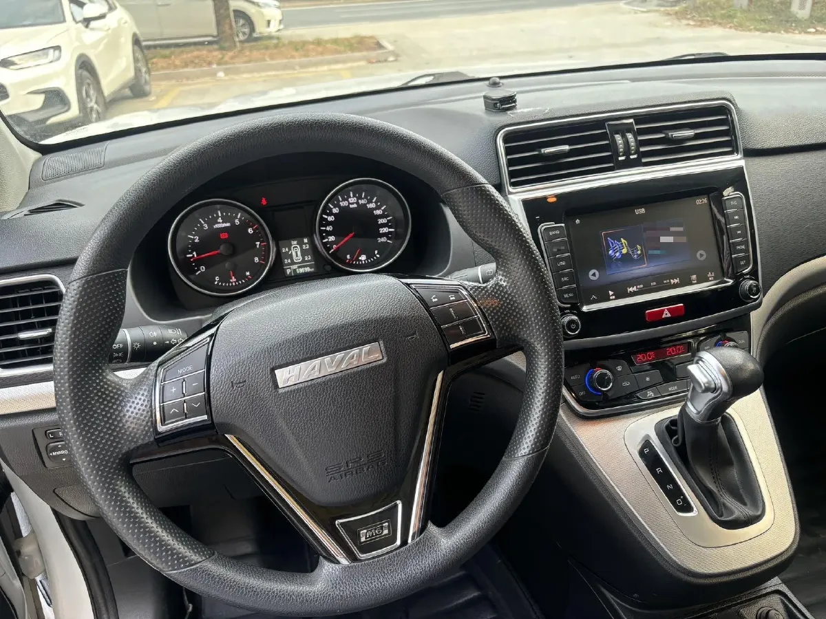 2019 Haval M6 1.5T 150HP L4 7DCT,autocango,china used car exporter,china ev exporter,chinese used car exporter,chinese used ev exporter