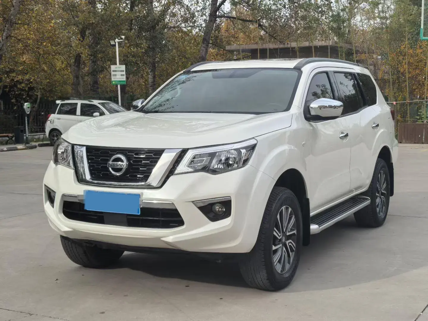 2020 NISSAN TERRA view 1