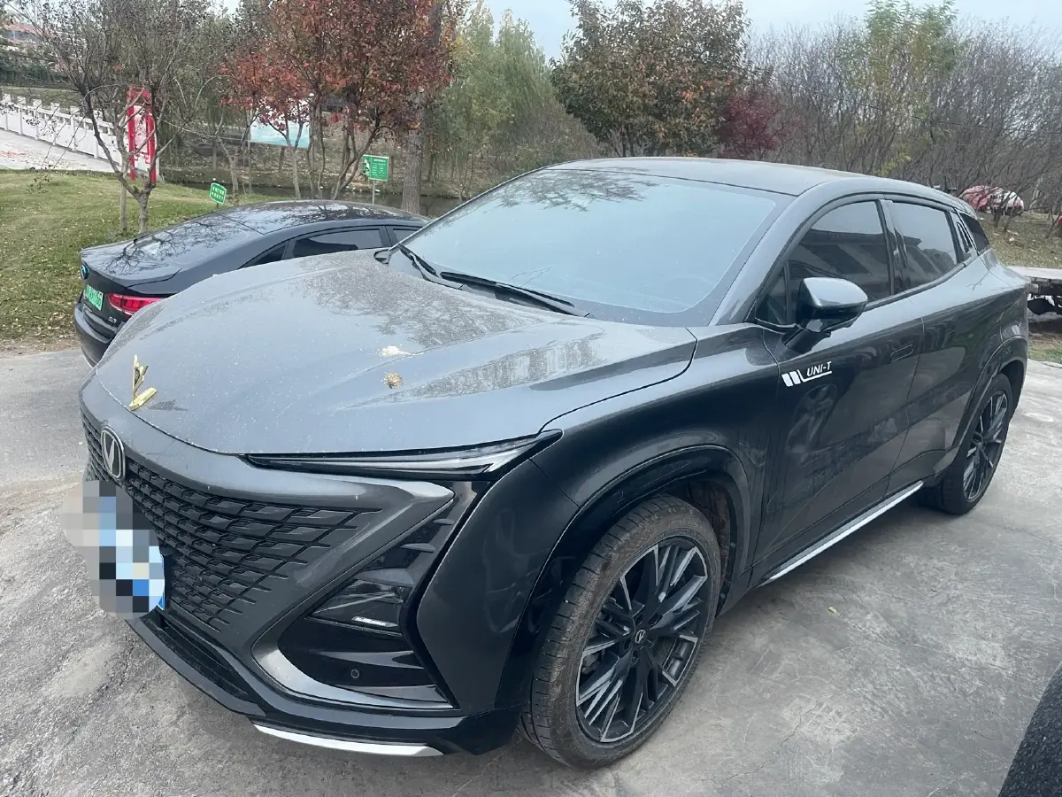 2023 ChangAn UNI-T 1.5T 188HP L4 7DCT