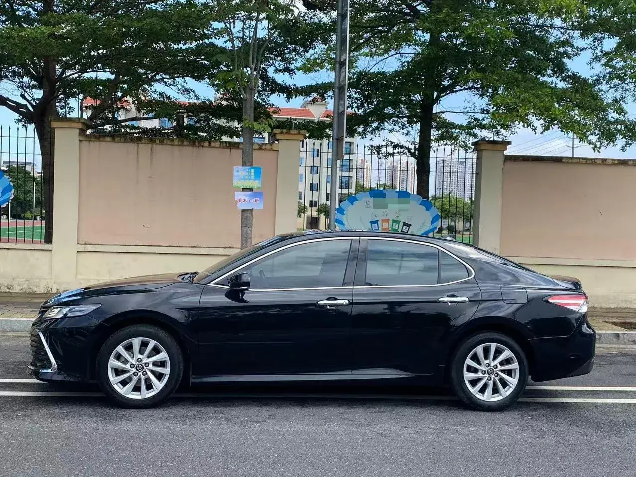 2021 TOYOTA CAMRY thumbnail 3