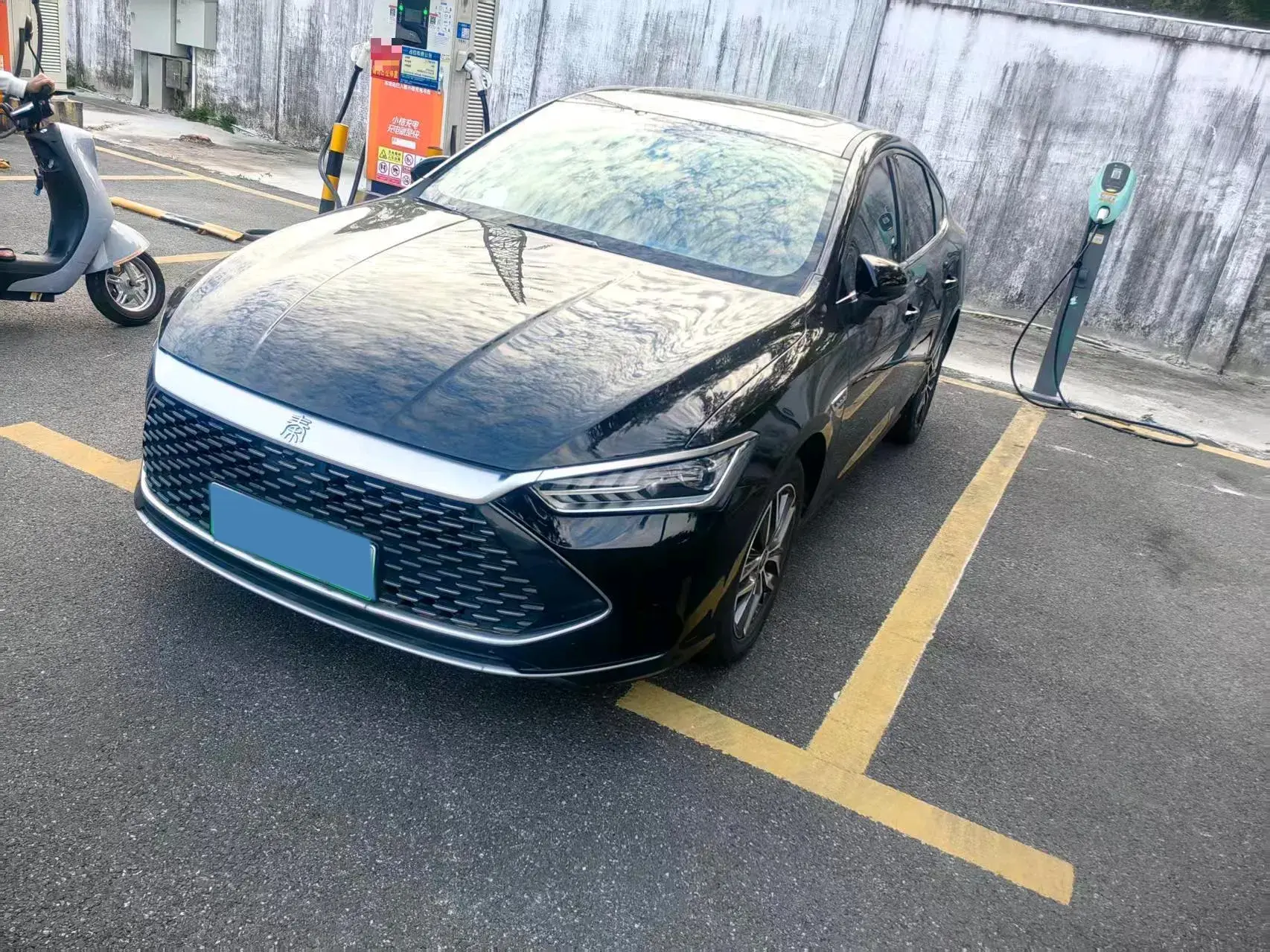 2021 BYD QIN view 1