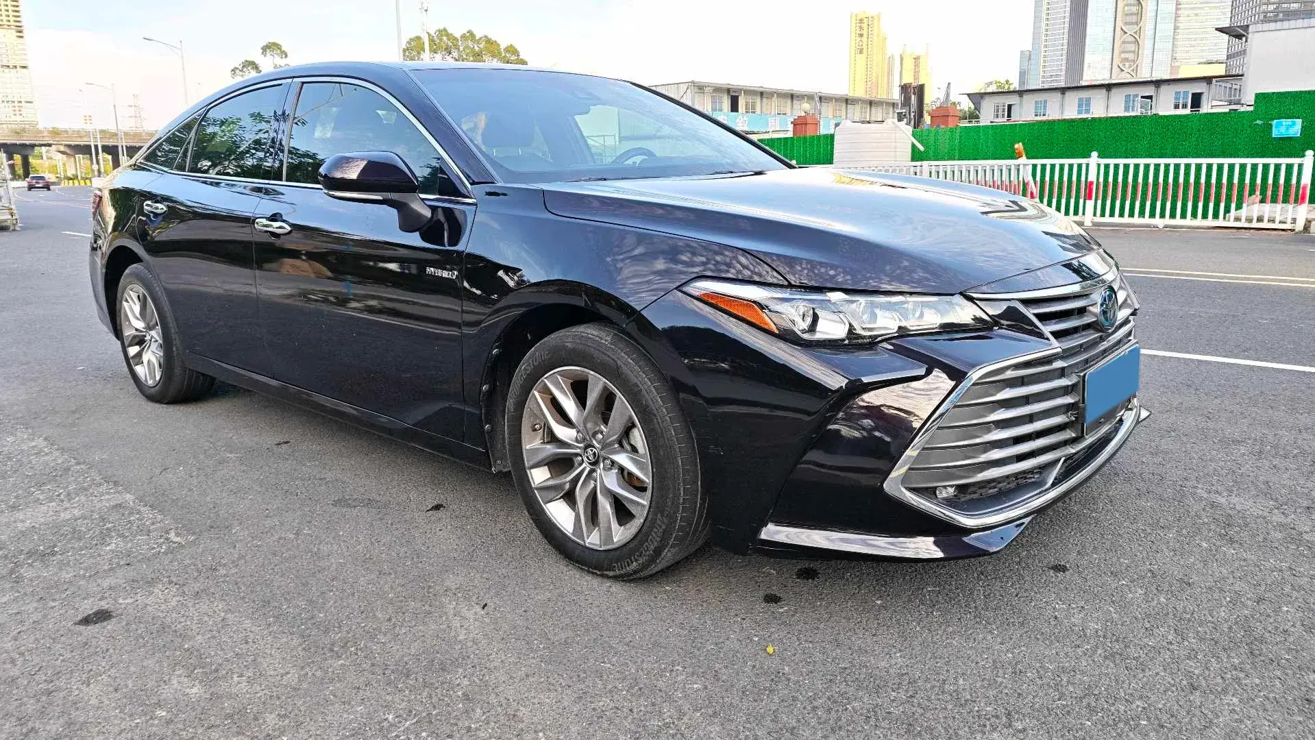 2019 TOYOTA AVALON thumbnail 2