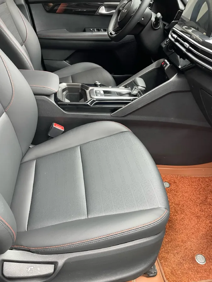 2021 Kia Sportage R 2.0L 161HP L4 6AT,autocango,china used car exporter,china ev exporter,chinese used car exporter,chinese used ev exporter