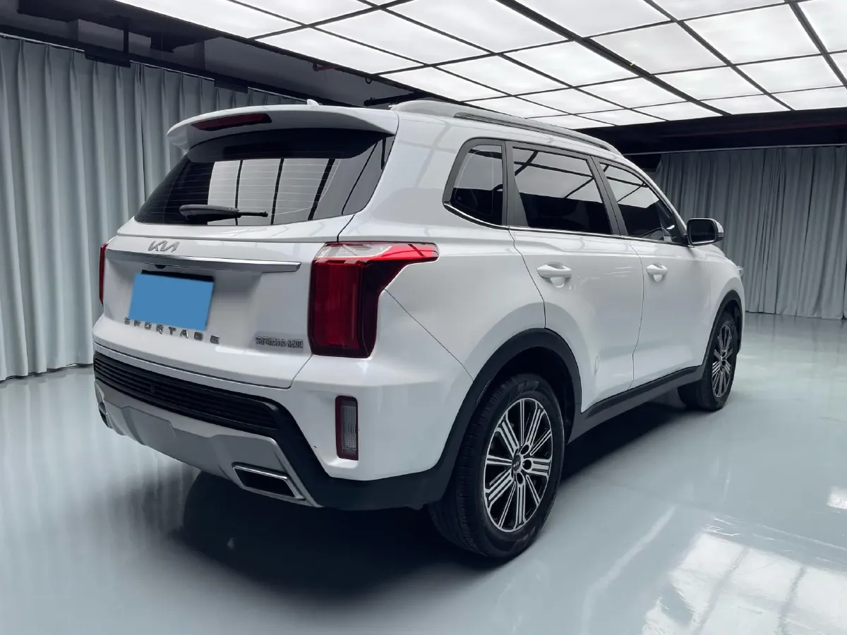 2021 Kia Sportage R 2.0L 161HP L4 6AT,autocango,china used car exporter,china ev exporter,chinese used car exporter,chinese used ev exporter