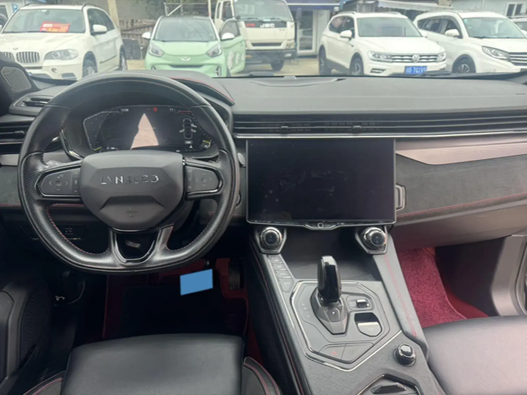 2020 LYNK&CO 05 thumbnail 4