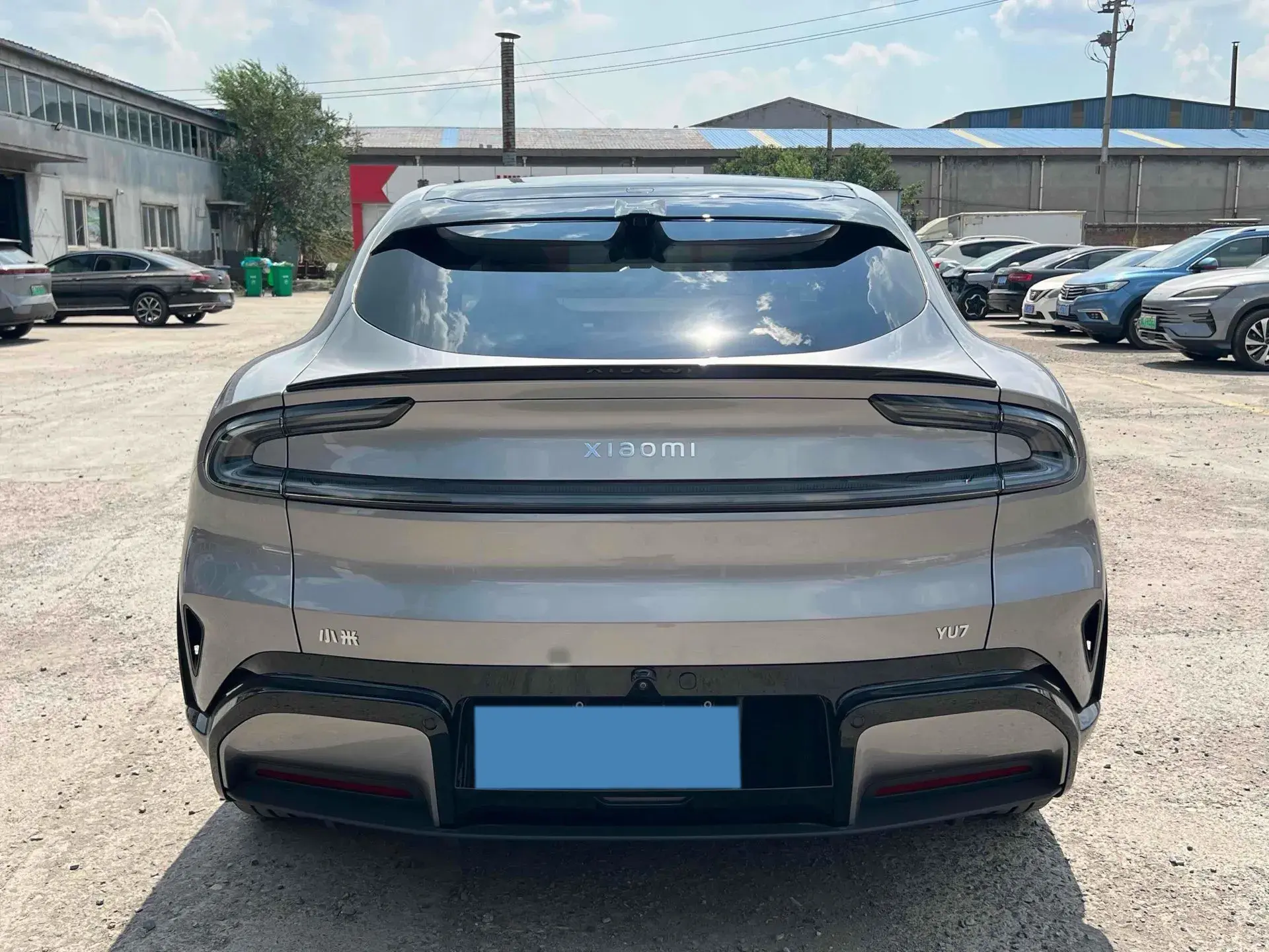 2025 MI YU7 thumbnail 4
