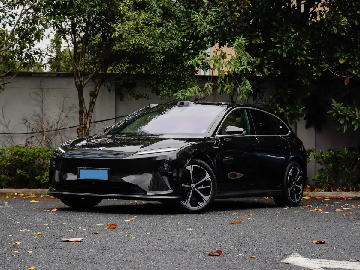 2024 NIO ET5T BEV 75KWH