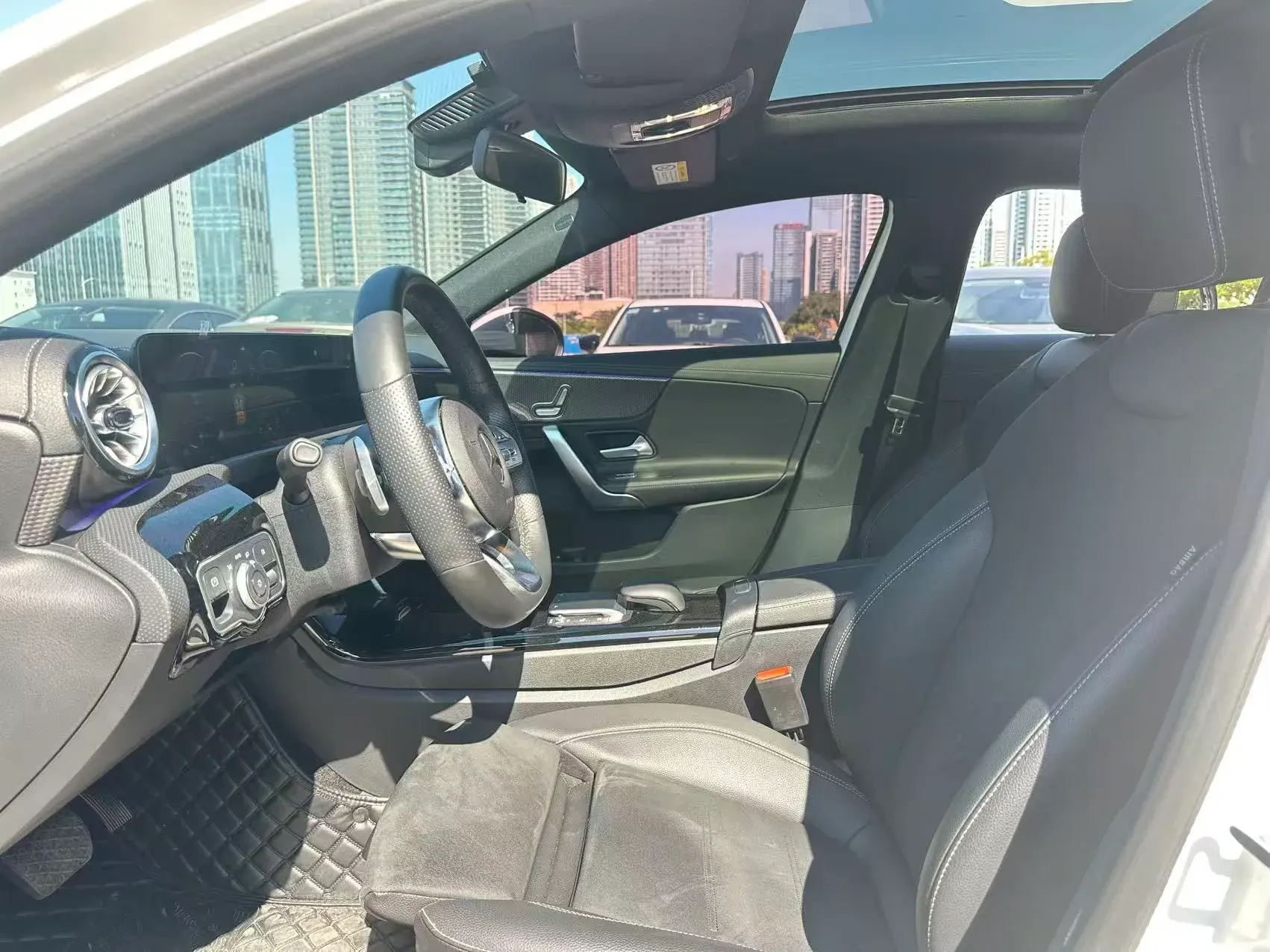 2022 MERCEDES-BENZ A thumbnail 4