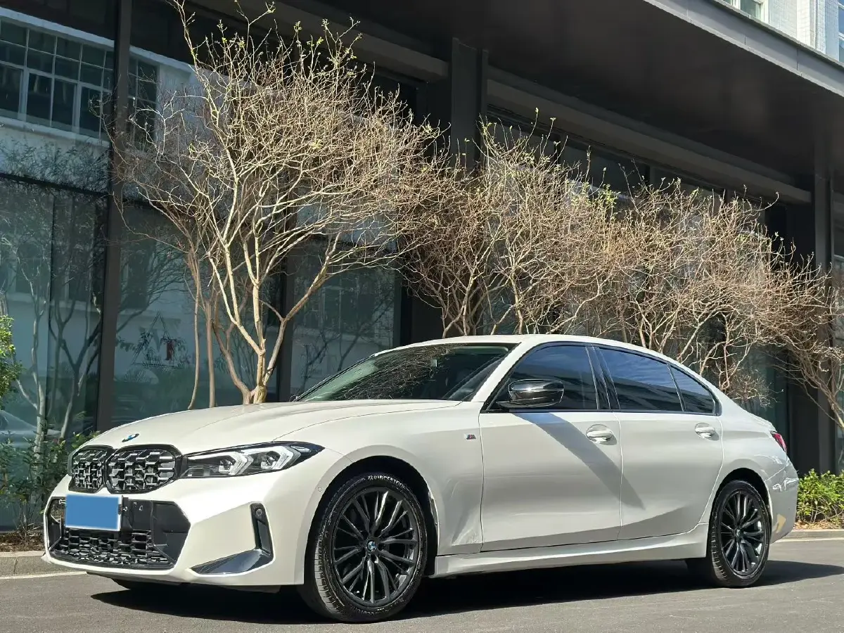 2023 BMW 3 Series 2.0T 184HP L4 8AT