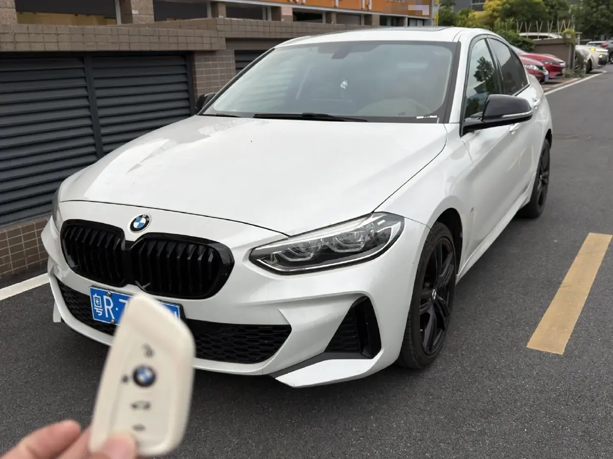 2023 BMW 1 Series 2.0T 178HP L4 7DCT