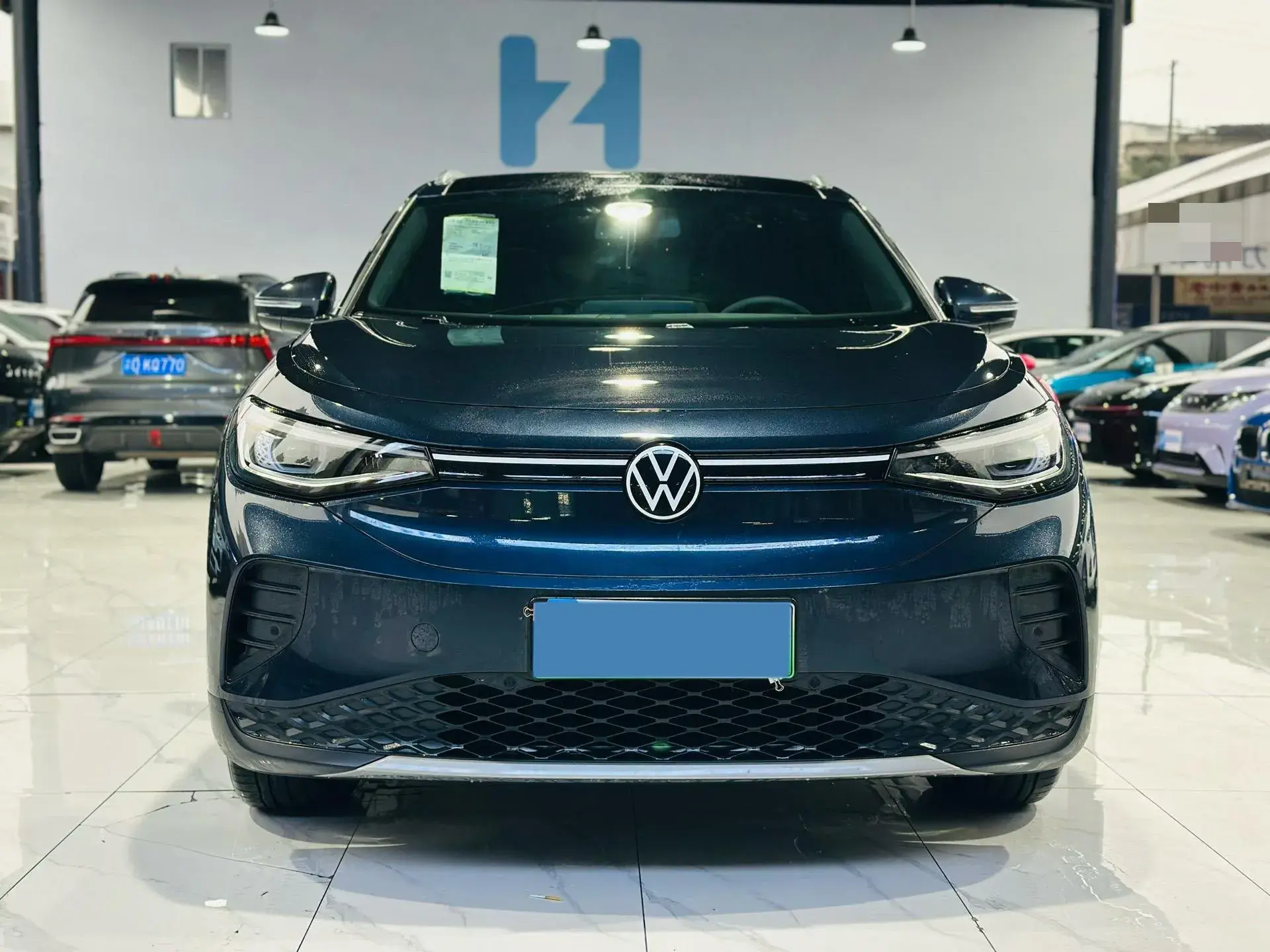 2024 VOLKSWAGEN ID.4 thumbnail 2