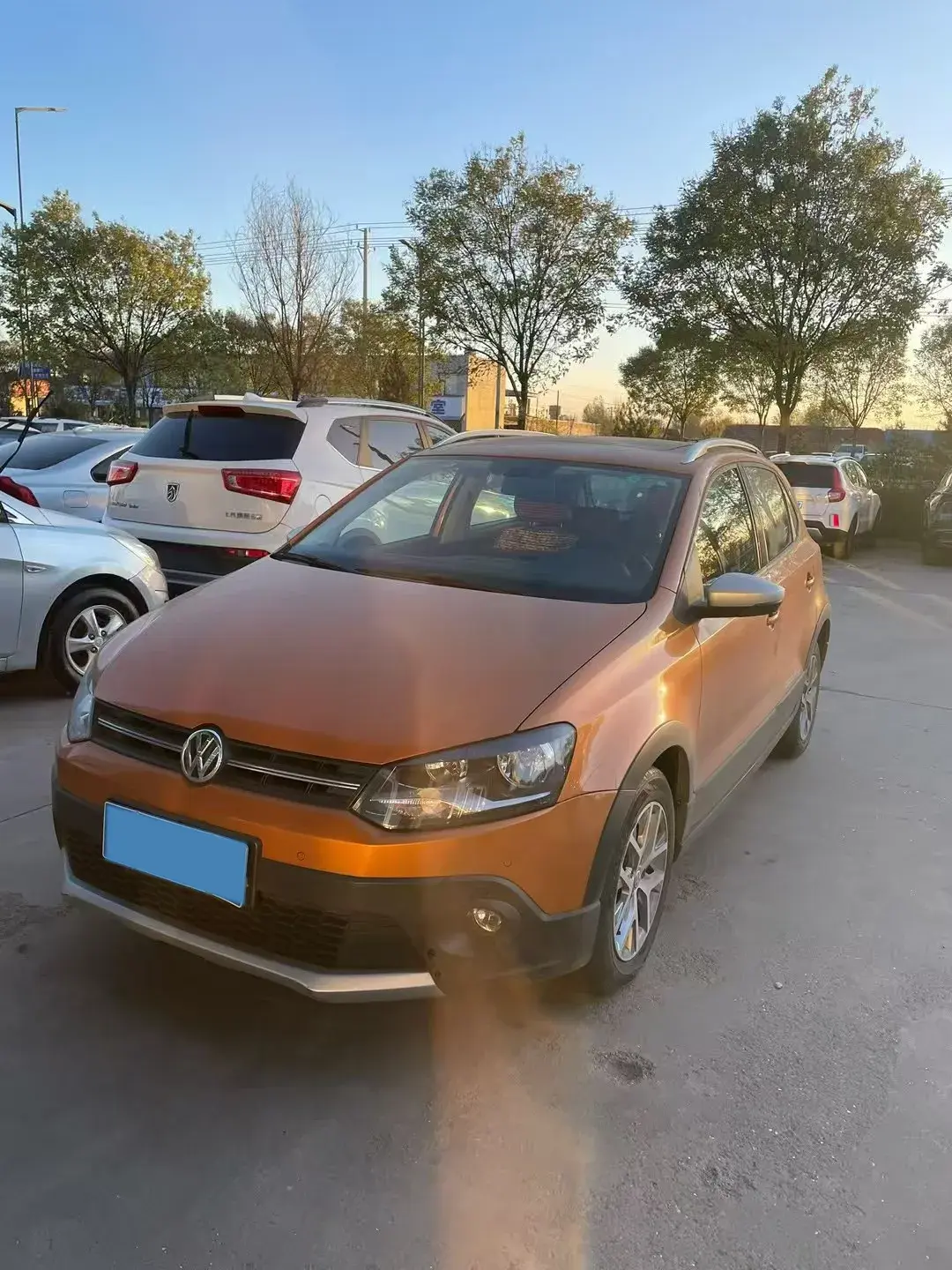 2018 VOLKSWAGEN POLO view 1