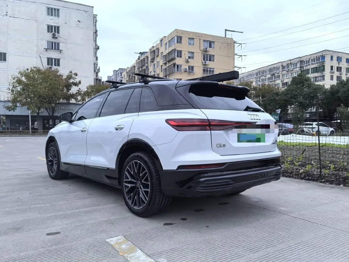 2022 Audi Q5 e-tron BEV 83.4KWH,autocango,china used car exporter,china ev exporter,chinese used car exporter,chinese used ev exporter