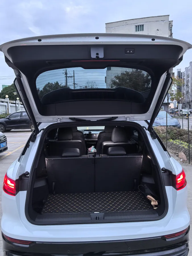 2022 Audi Q5 e-tron BEV 83.4KWH,autocango,china used car exporter,china ev exporter,chinese used car exporter,chinese used ev exporter