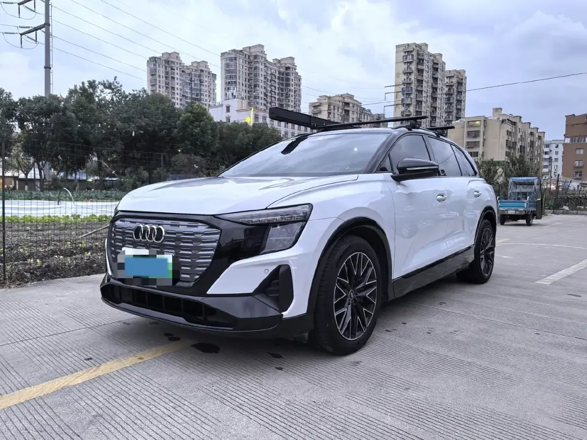 2022 Audi Q5 e-tron BEV 83.4KWH