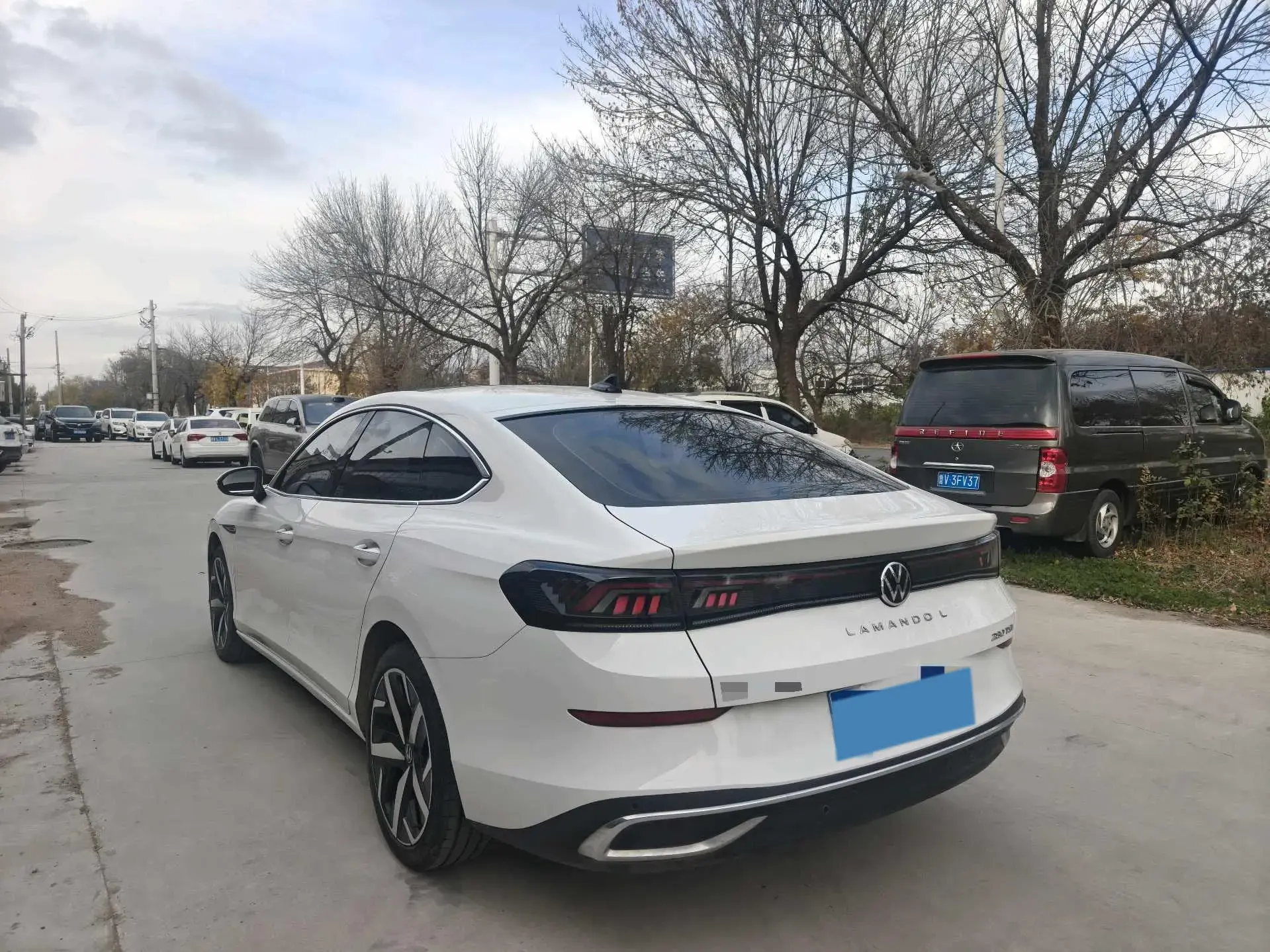 2022 VOLKSWAGEN LAMANDO thumbnail 4