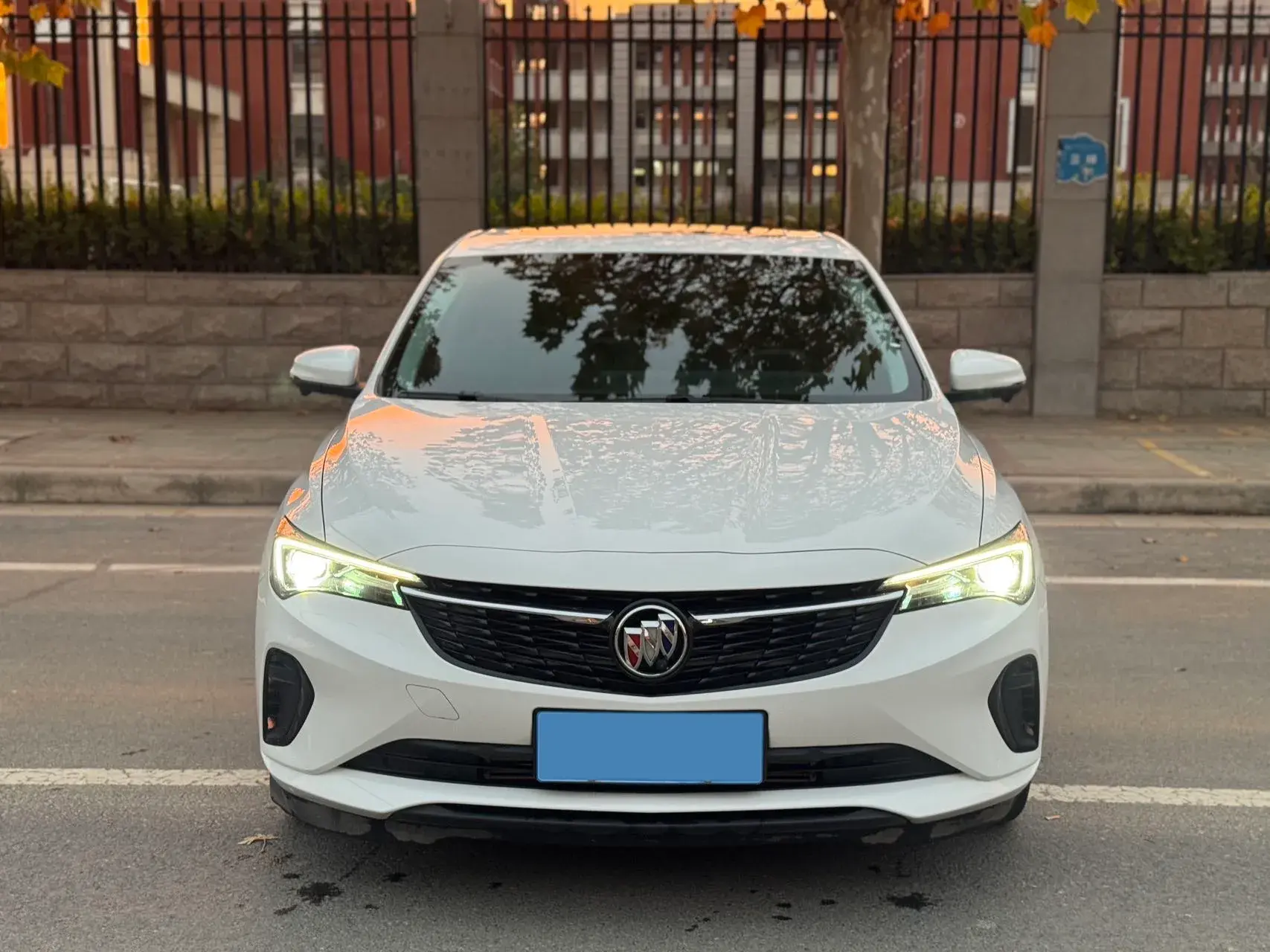 2023 BUICK VERANO thumbnail 2