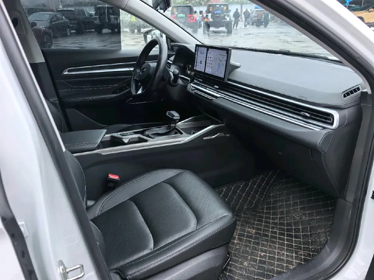 2023 Geely Emgrand 1.5L 127HP L4 CVT,autocango,china used car exporter,china ev exporter,chinese used car exporter,chinese used ev exporter