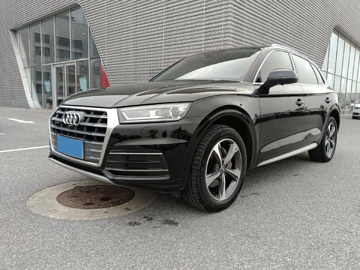 2020 Audi Q5L 2.0T 190HP L4 7DCT