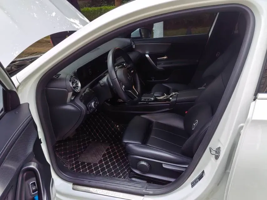 2021 Mercedes-Benz A Class 1.3T 136HP L4 7DCT,autocango,china used car exporter,china ev exporter,chinese used car exporter,chinese used ev exporter