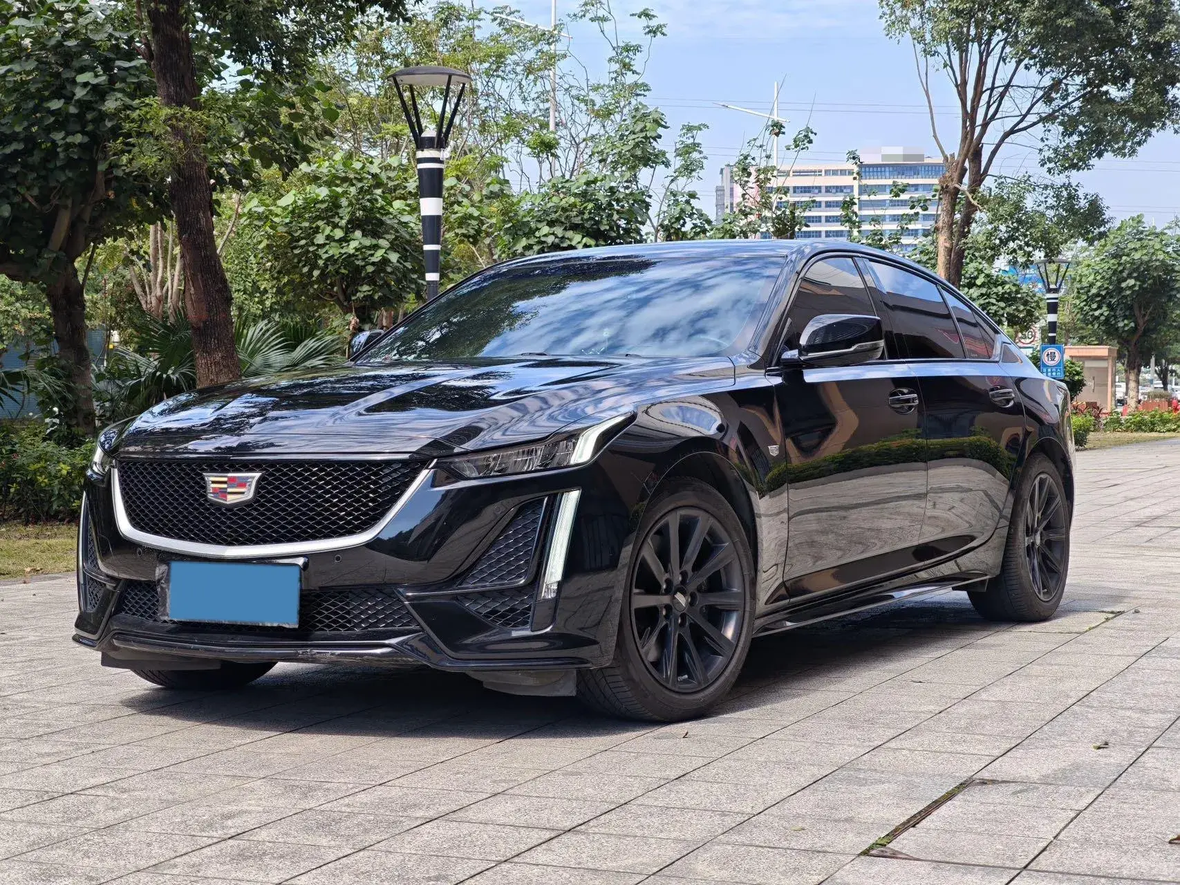 2023 CADILLAC CT5 view 1
