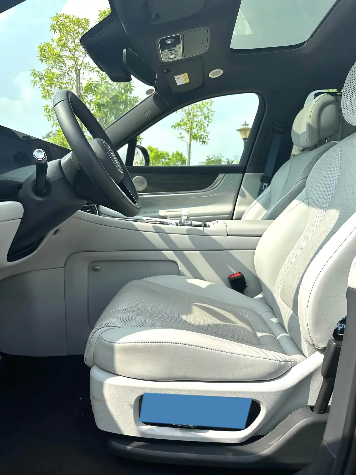 2024 AITO AITO thumbnail 4