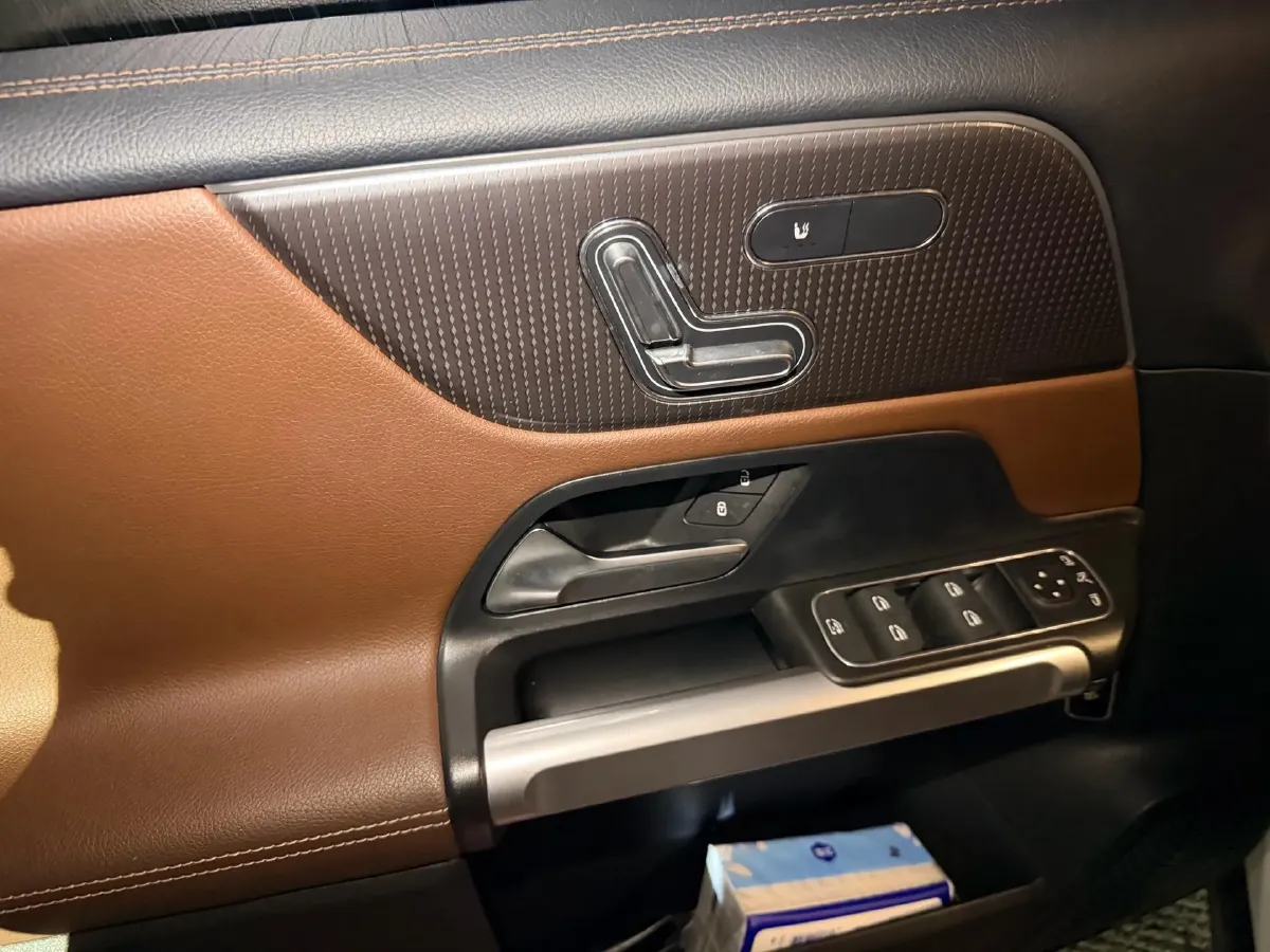 2021 Mercedes-Benz GLB Class 1.3T 163HP L4 7DCT,autocango,china used car exporter,china ev exporter,chinese used car exporter,chinese used ev exporter