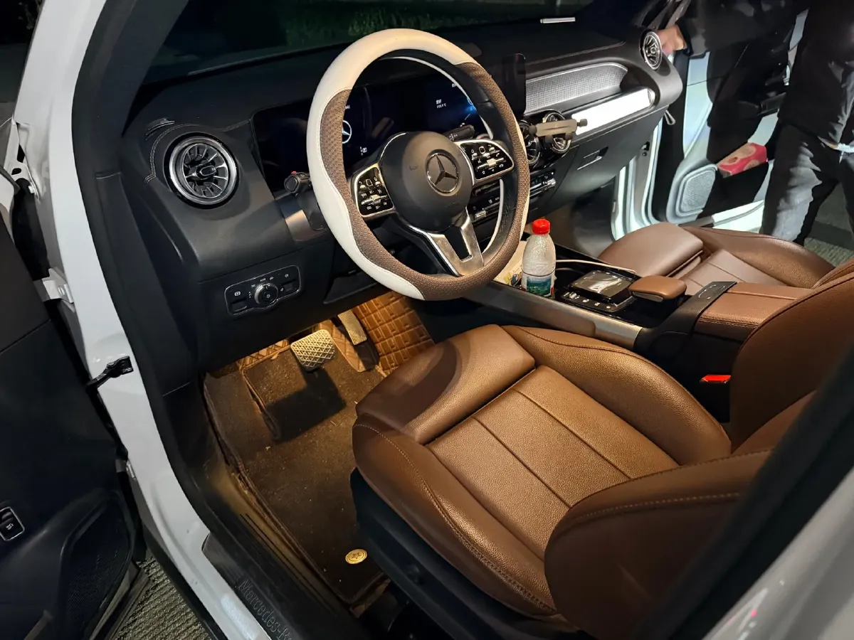 2021 Mercedes-Benz GLB Class 1.3T 163HP L4 7DCT,autocango,china used car exporter,china ev exporter,chinese used car exporter,chinese used ev exporter