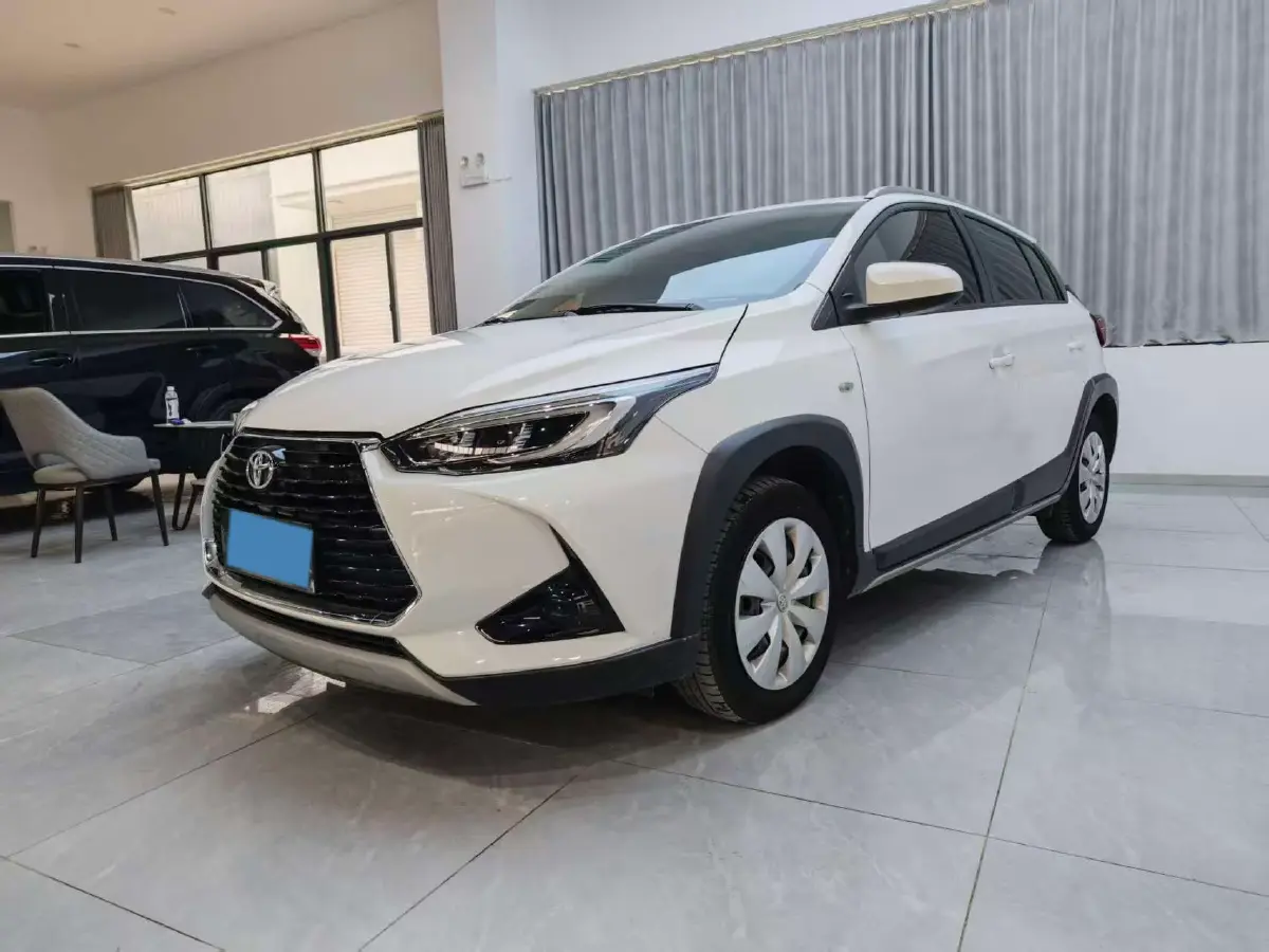 2022 Toyota Yaris L 1.5L 112HP L4 CVT