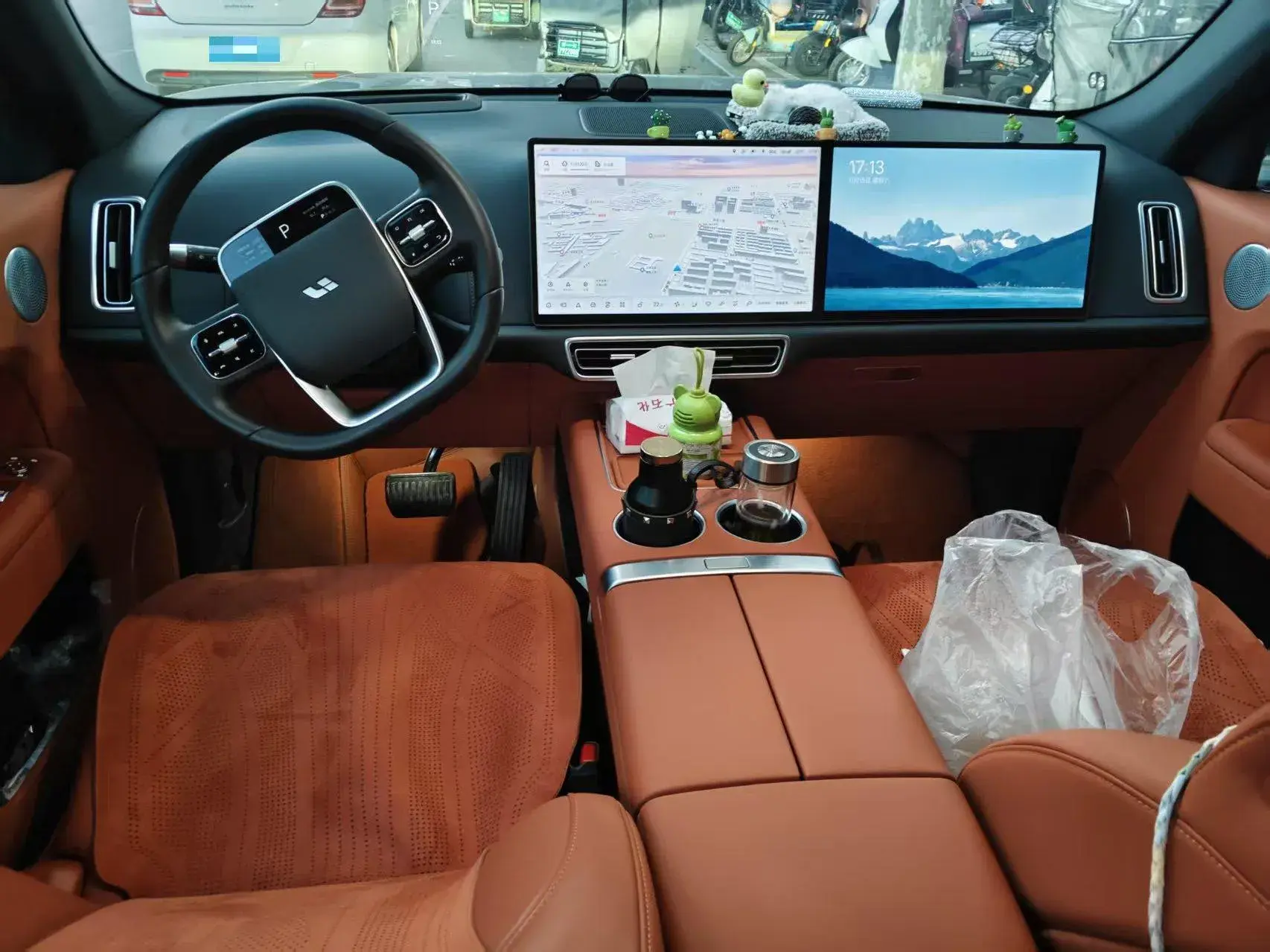 2025 LI L7 thumbnail 3