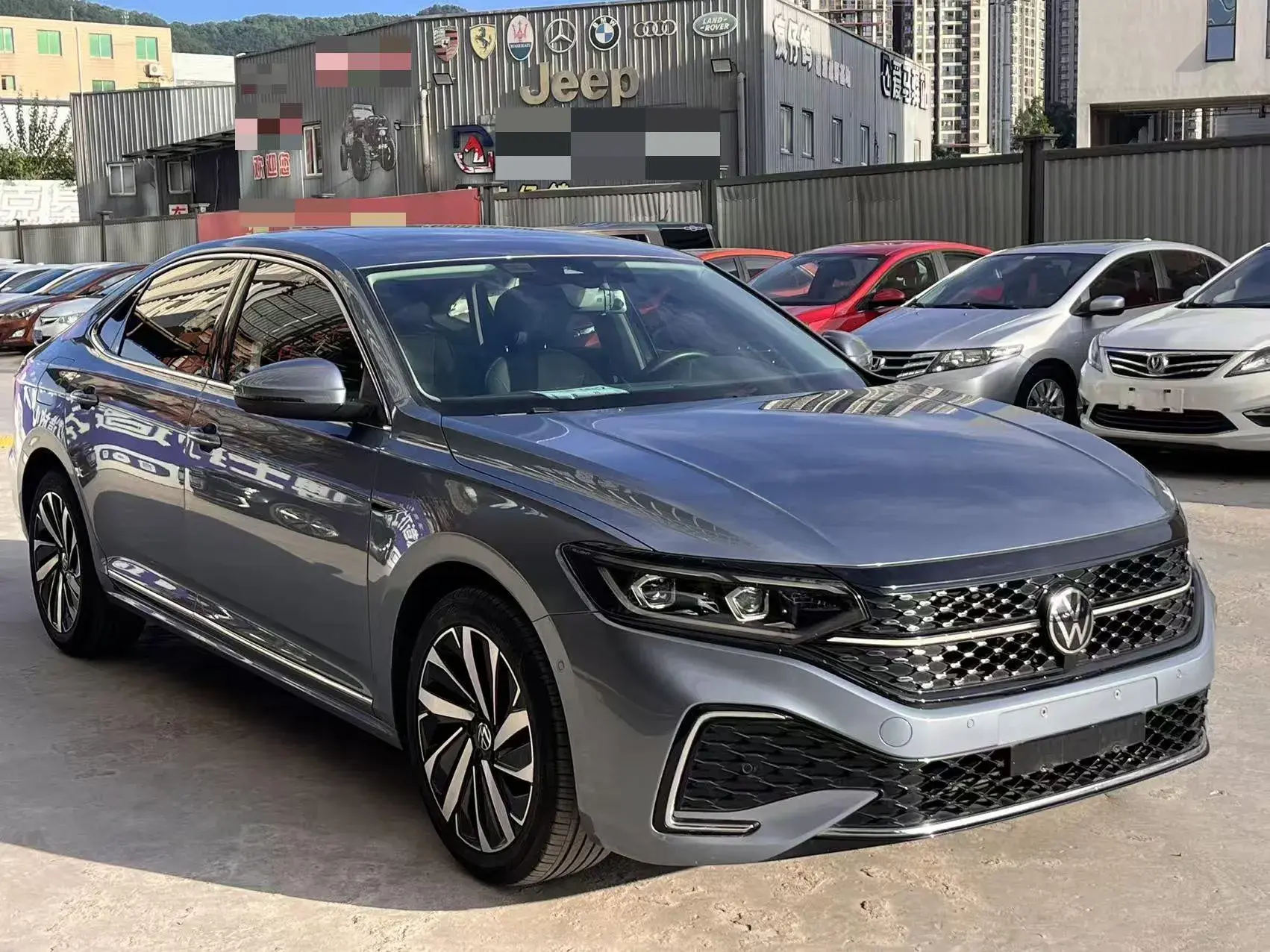 2022 VOLKSWAGEN PASSAT thumbnail 3