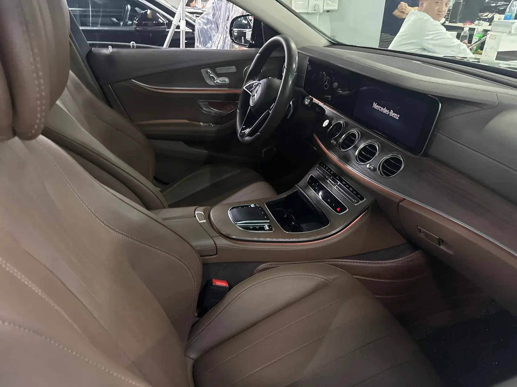 2021 MERCEDES-BENZ E thumbnail 3