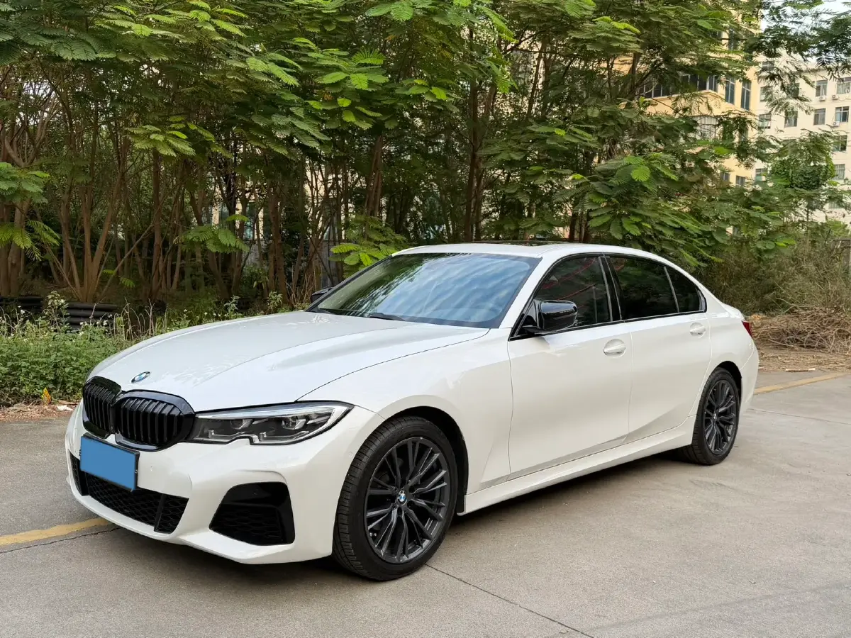 2021 BMW 3 Series 2.0T 184HP L4 8AT