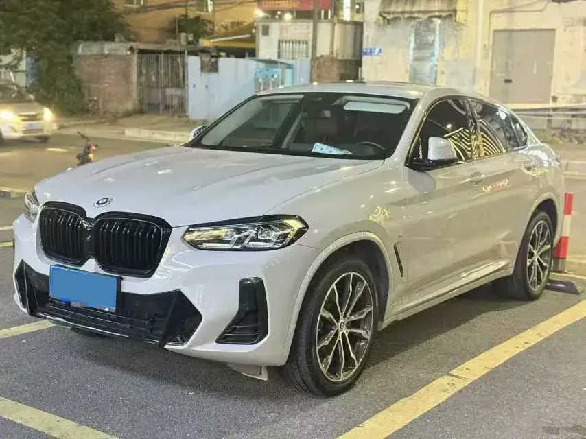 2022 BMW X4 2.0T 245HP L4 8AT
