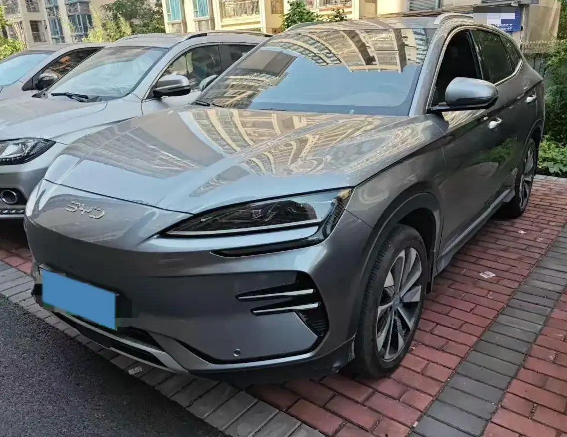 2024 BYD SONG view 1