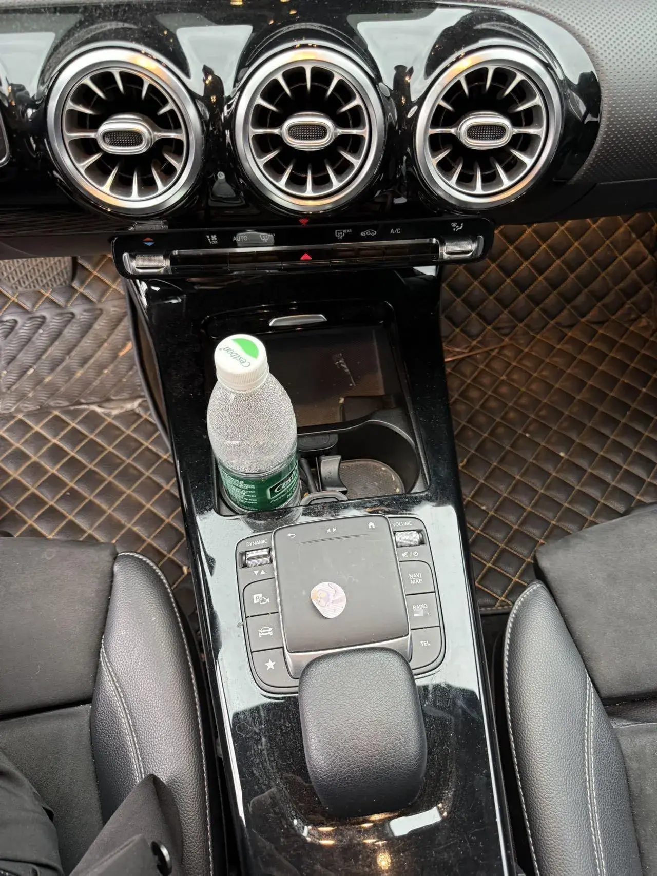 2020 MERCEDES-BENZ A thumbnail 4