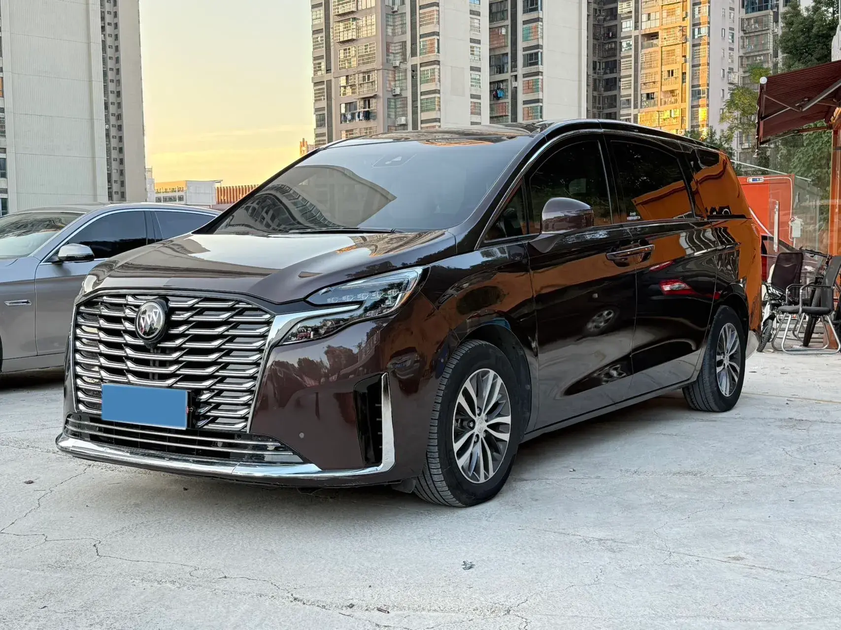 2020 BUICK GL8 view 1