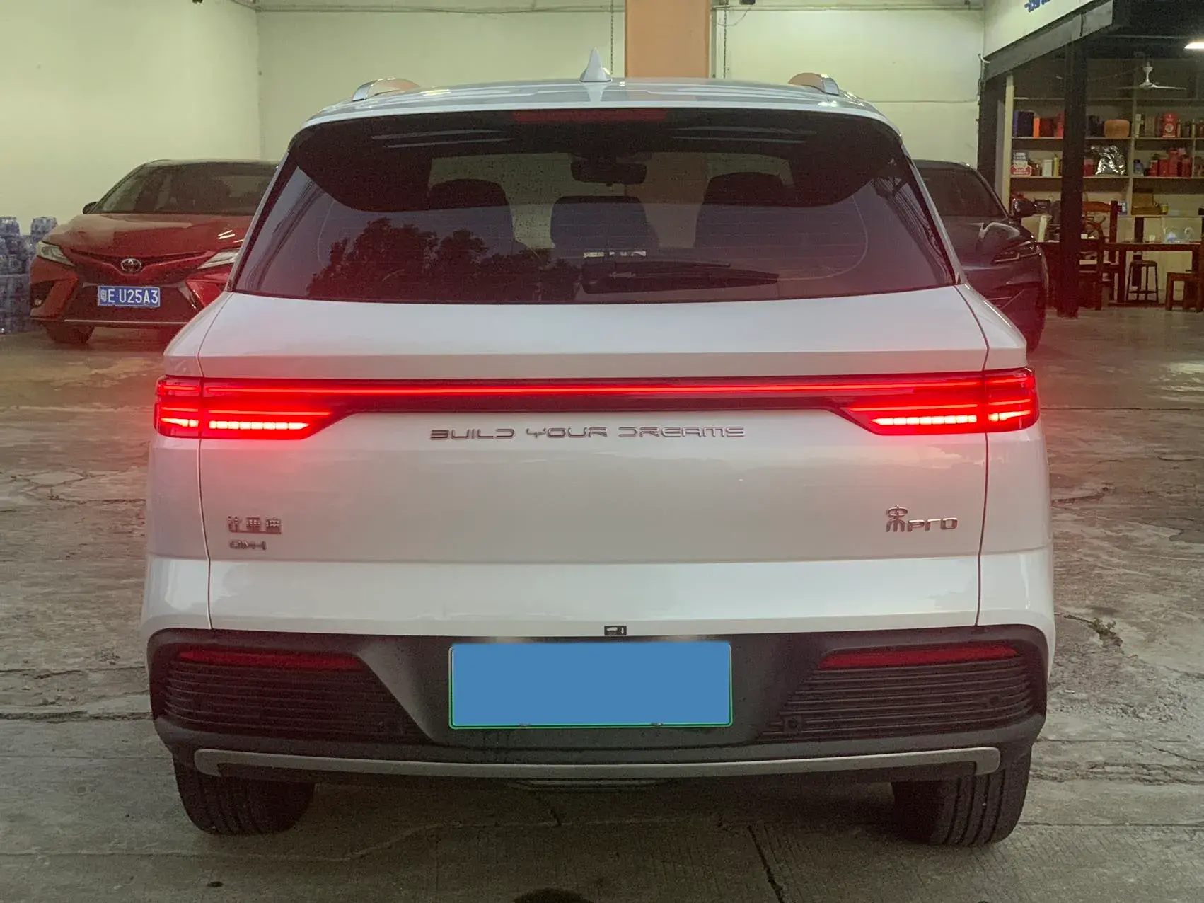 2023 BYD SONG thumbnail 3