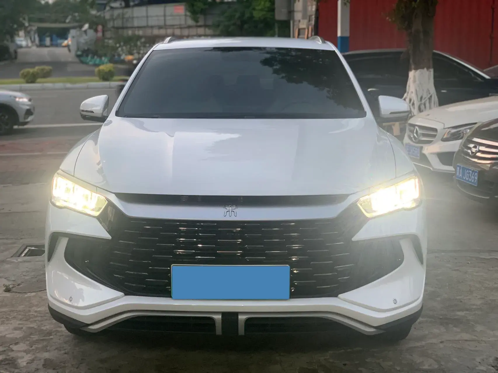 2023 BYD SONG thumbnail 2