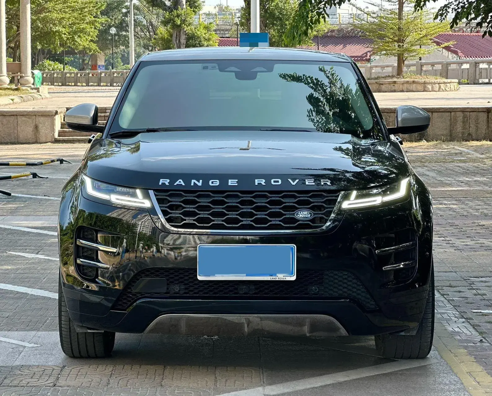2021 LAND ROVER thumbnail 2