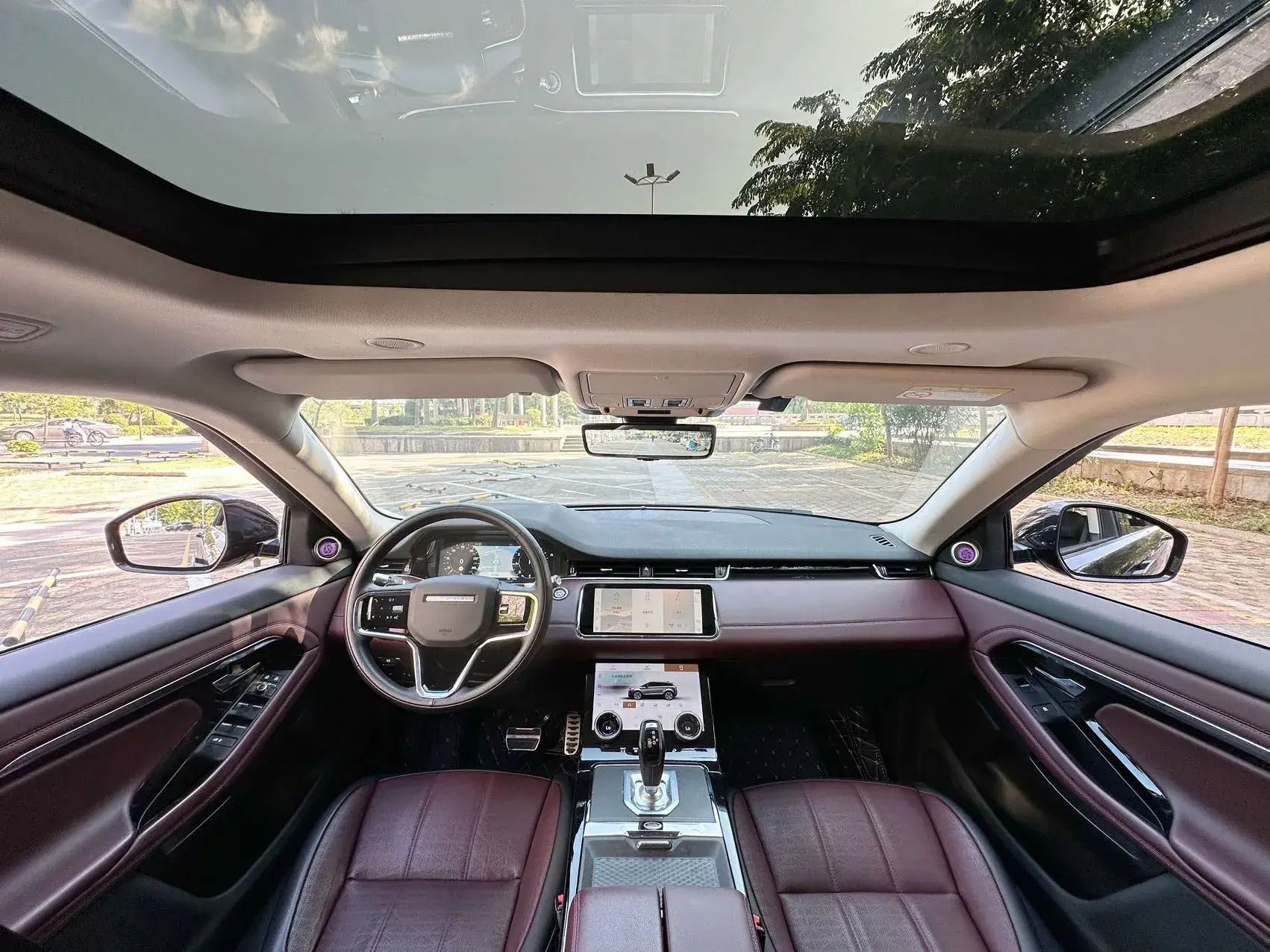 2021 LAND ROVER thumbnail 3